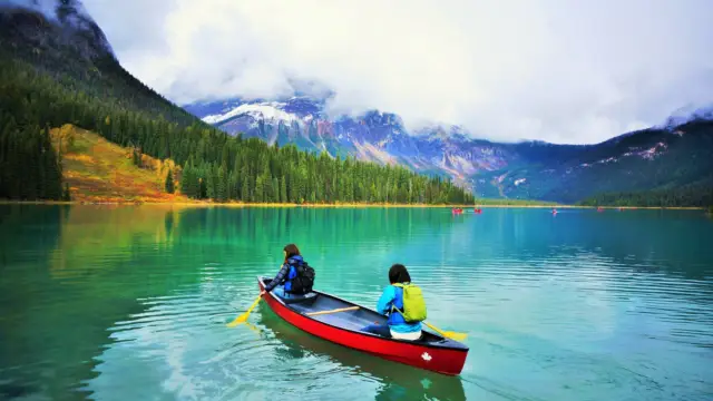 ou aller au canada lac émeraude