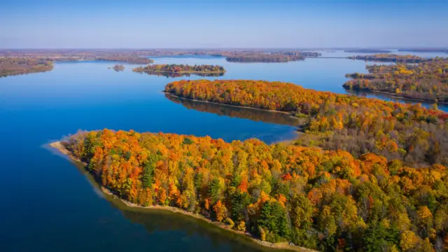 De Kingston aux Mille-Îles : entre histoire et richesse naturelle