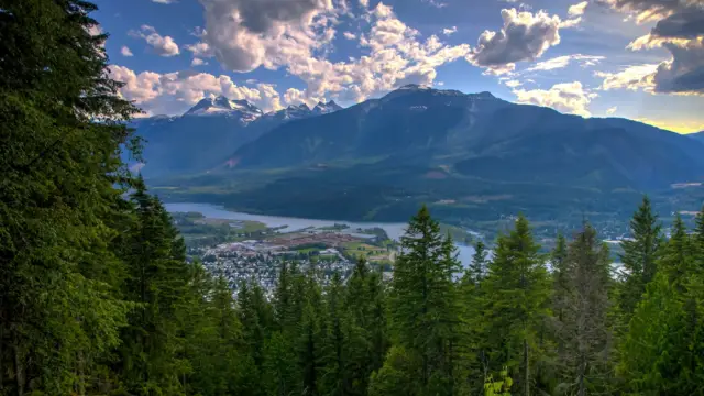 Nature de Revlstoke au Canada