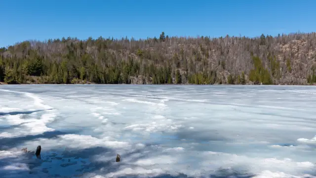 Le Parc National de la Mauricie au Canada en hiver