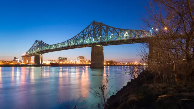 Pont suspendu Jacques-Cartier à Montréal