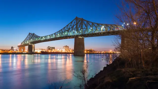 Pont suspendu Jacques-Cartier à Montréal